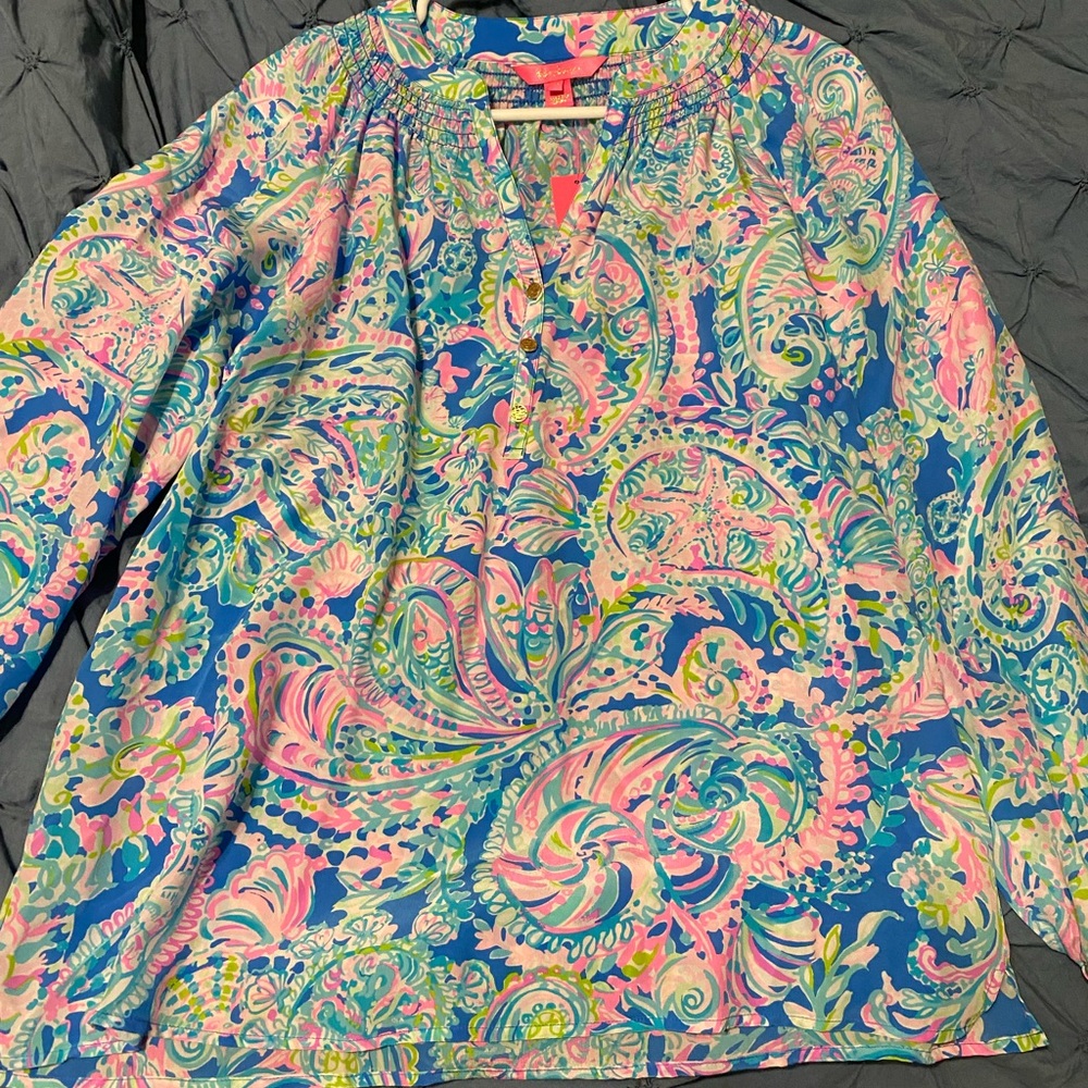 Medium lilly Pulitzer Elsa blouse NWT!